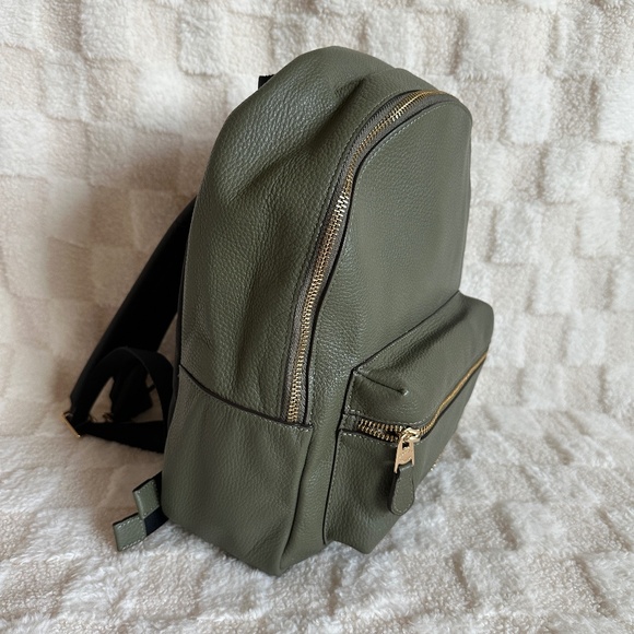 coach backpack f30550 NWT!Rare! Coach F30550 Charlie Pebbled Leather Medium Backpack In Military  Green